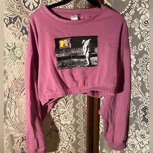 MTV cropped crew neck